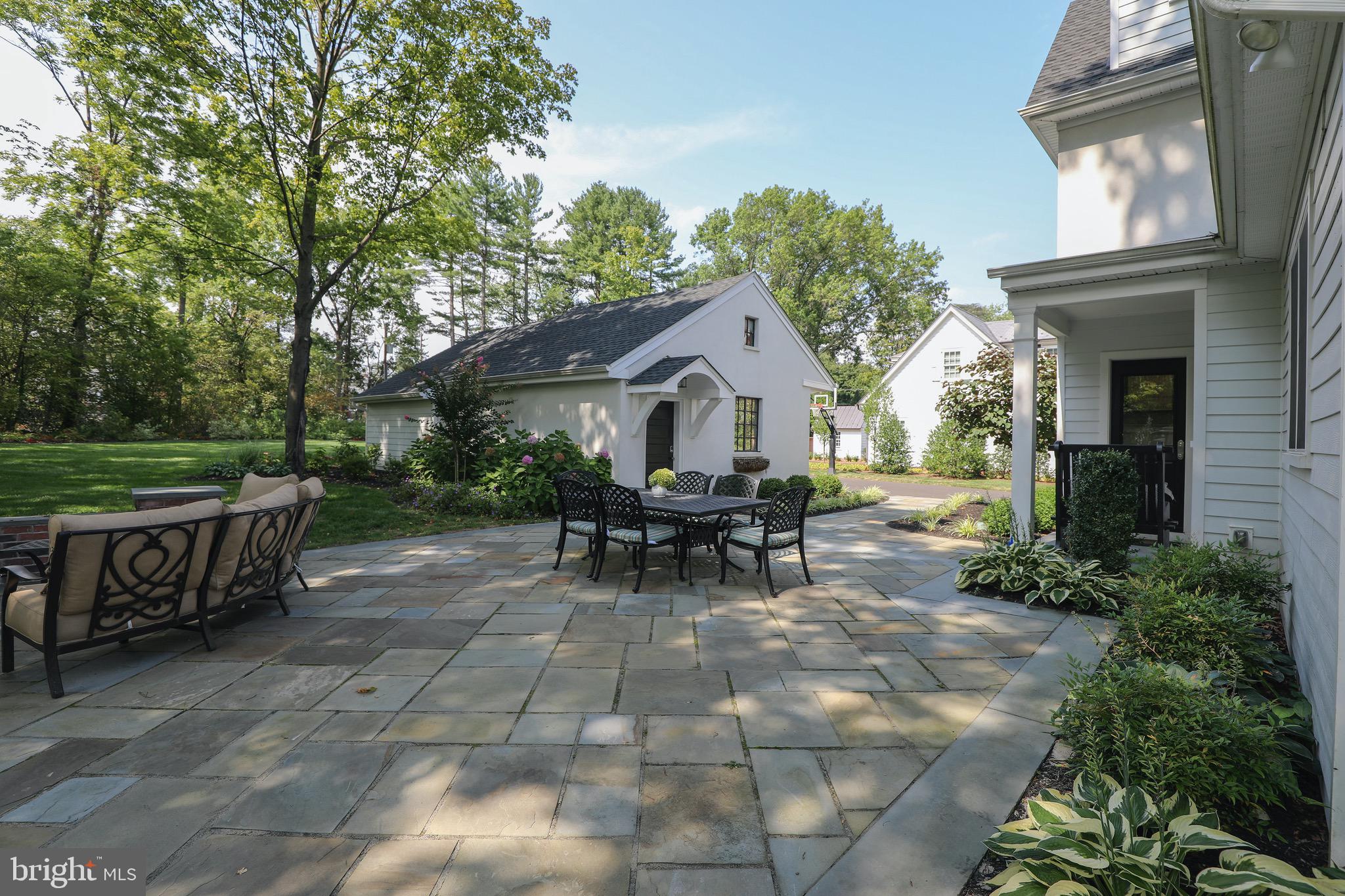 31 Golfview Road Doylestown, PA 18901 - Photo 45 of 56 Outdoor living at its finest