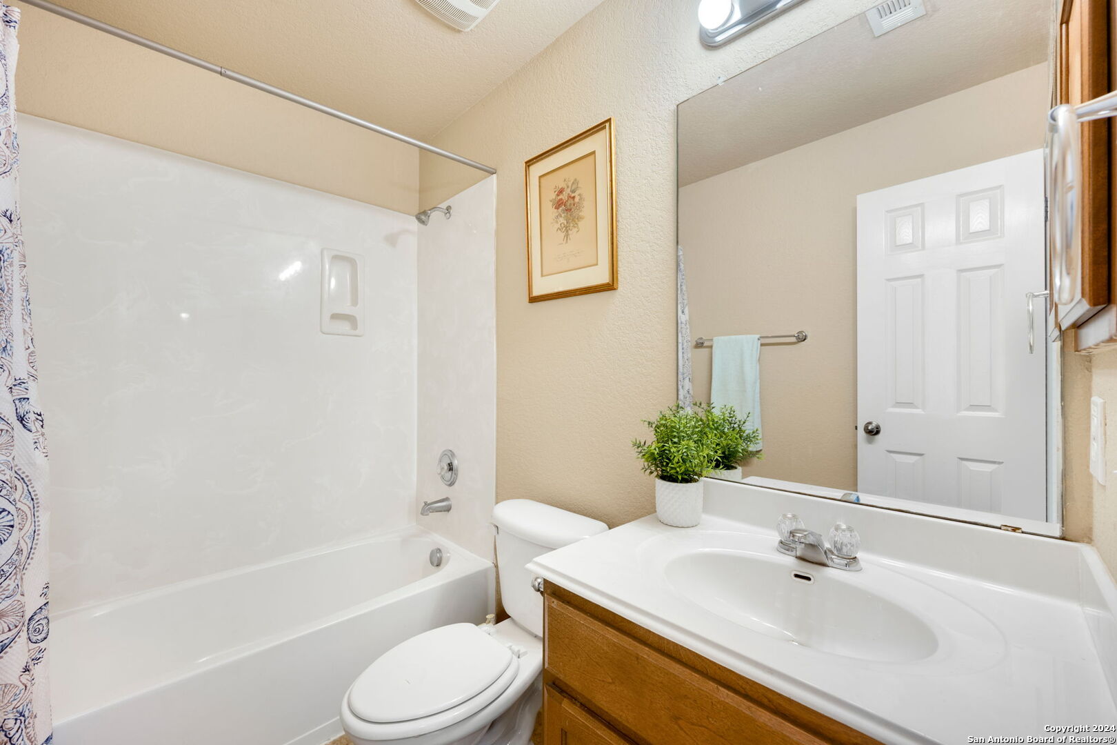 17132 Bandera Road Helotes, TX 78023 - Photo 20 of 38