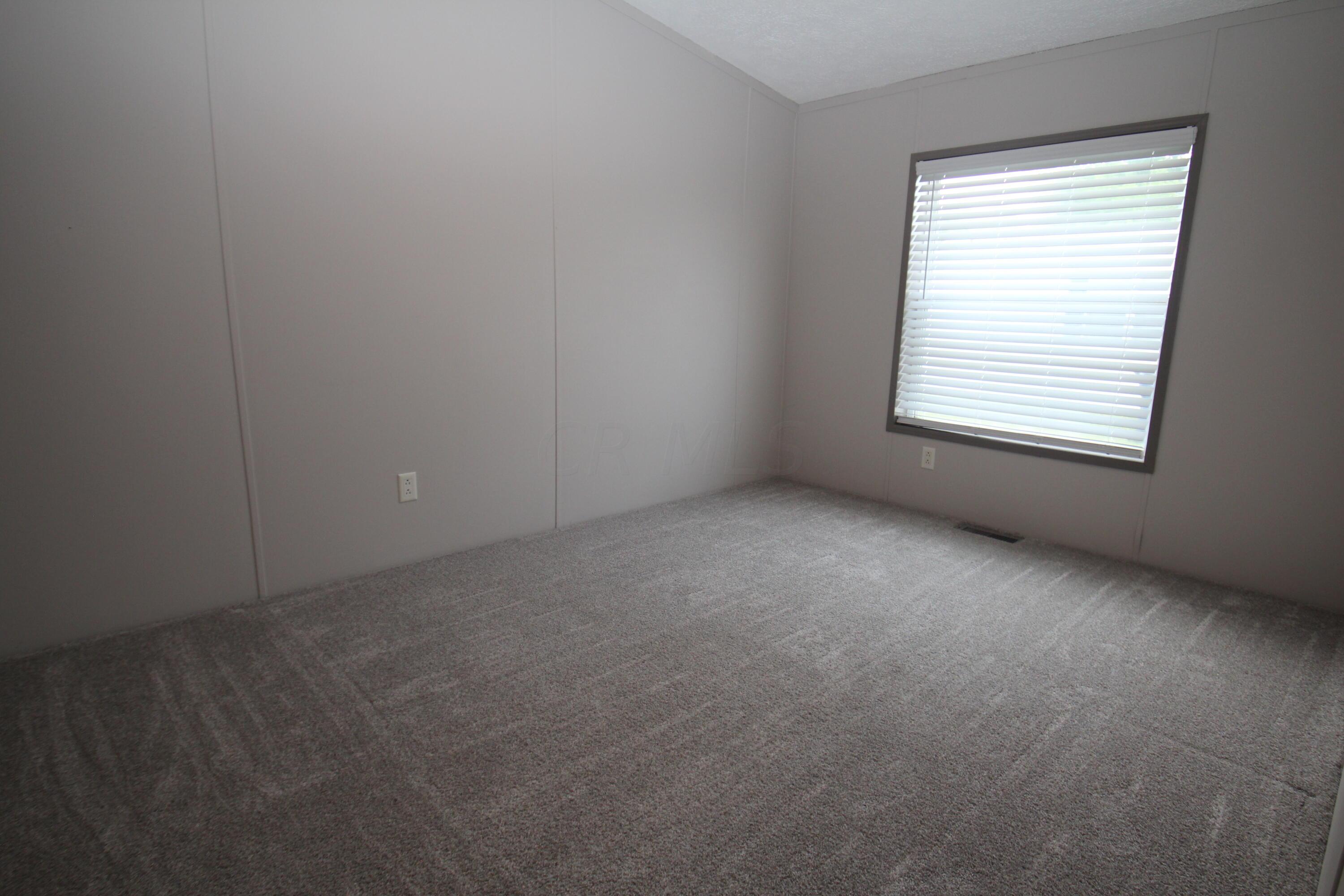 411 Doris Road Pataskala, OH 43062 - Photo 36 of 42 bedroom 3 of 3