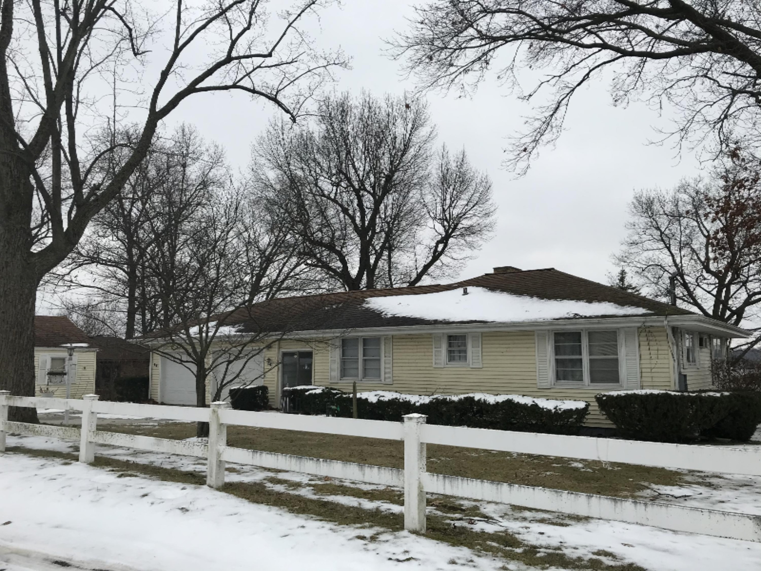 68309 Edgewater Beach Road White Pigeon, MI 49099 - Photo 2 of 2 3DCF1041-A157-4202-806C-7400B456E990