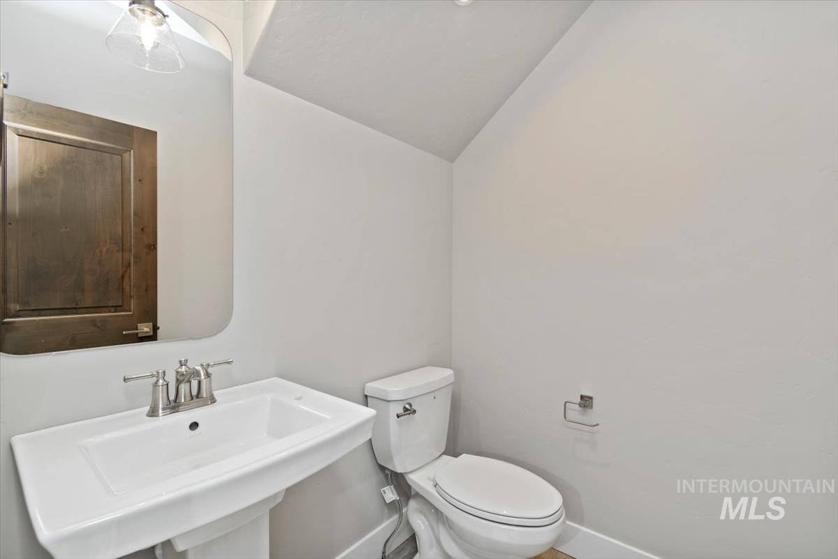 136 Jacks Loop Donnelly, ID 83615 - Photo 21 of 48