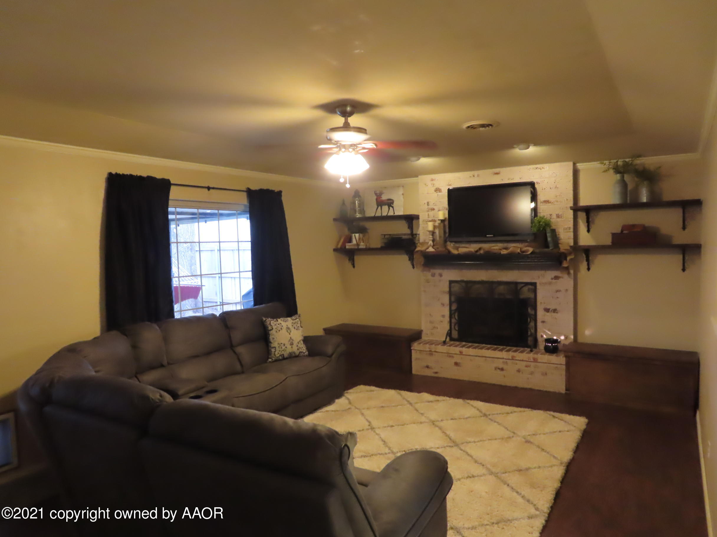 5015 Tulip Avenue Amarillo, TX 79110 - Photo 4 of 19 IMG_0213