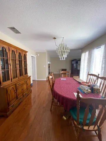 $330,000 | 850 Holbrook Circle, Fort Walton Beach, FL 32547