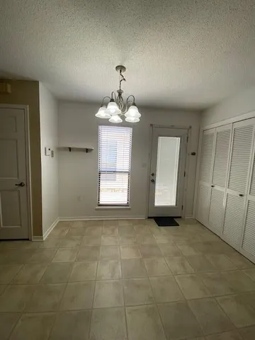 $330,000 | 850 Holbrook Circle, Fort Walton Beach, FL 32547