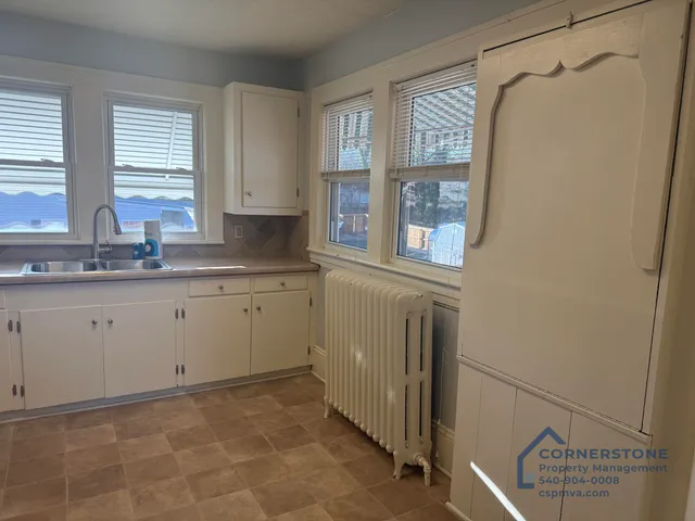 $980 | 2423 Lofton Road Southwest, Unit 3, Roanoke, VA 24015