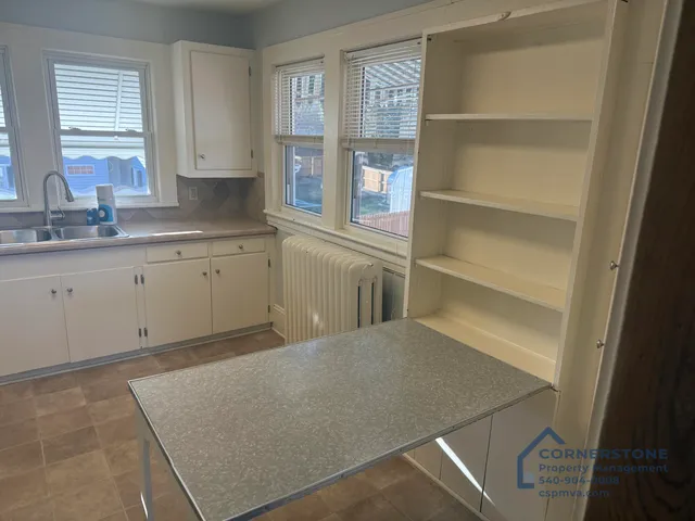 $980 | 2423 Lofton Road Southwest, Unit 3, Roanoke, VA 24015