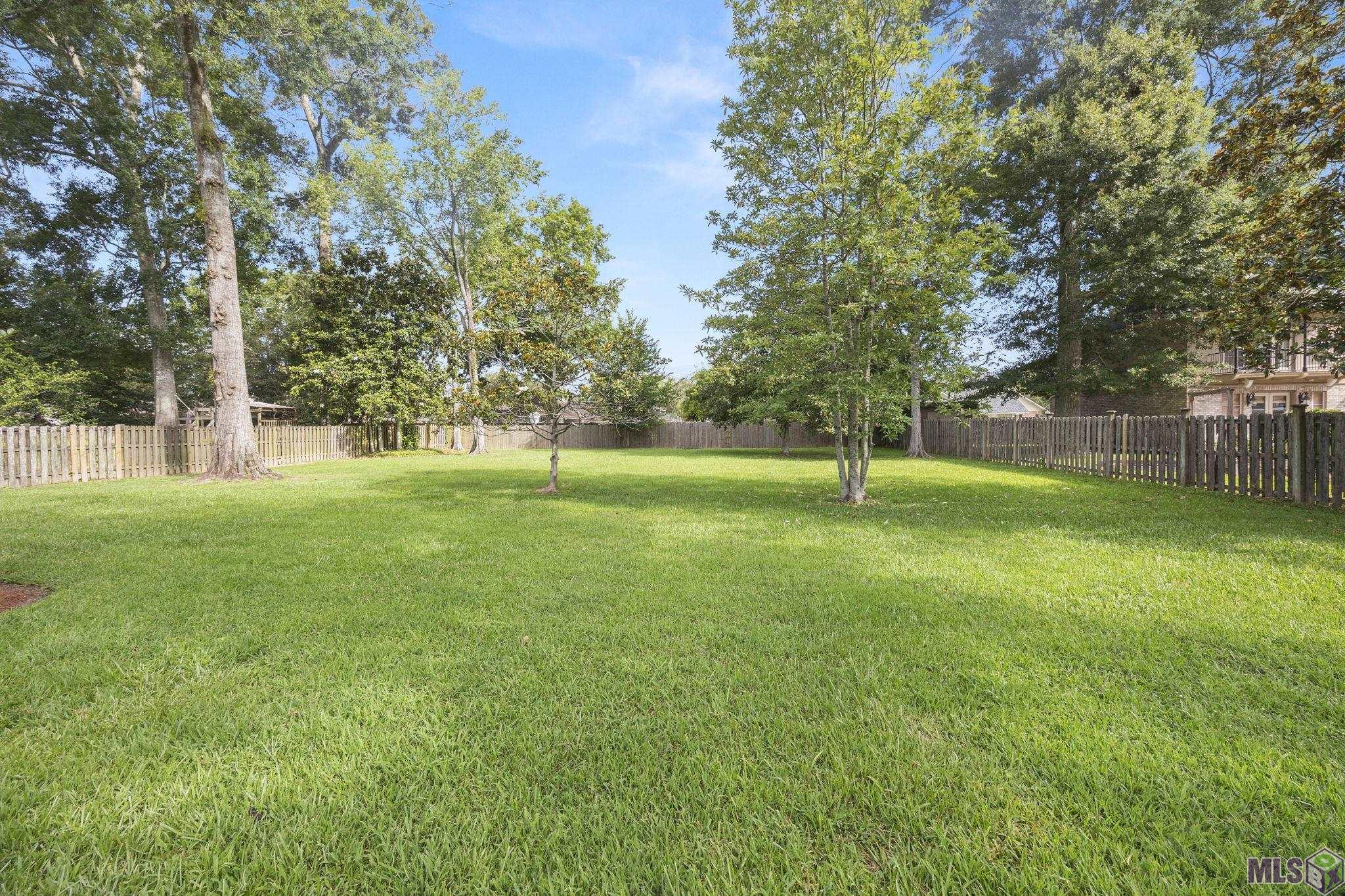 18155 Creek Hollow Road Baton Rouge, LA 70817 - Photo 32 of 42