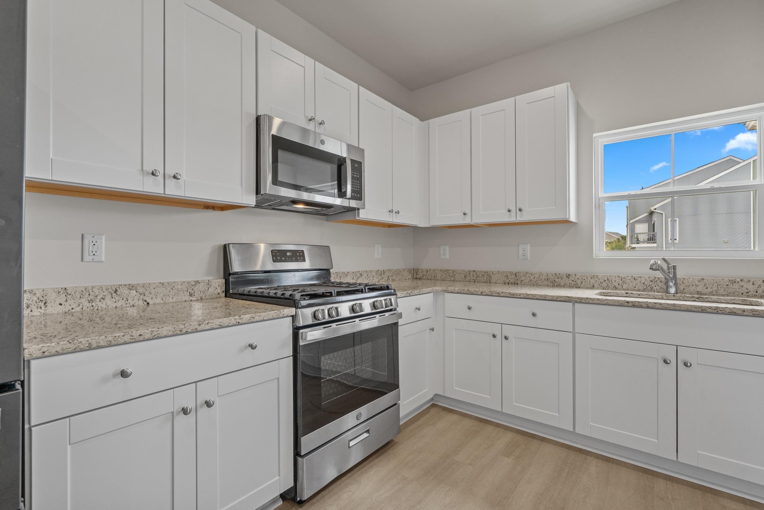 108 Water Deer Way Surfside Beach, SC 29575 - Photo 5 of 37