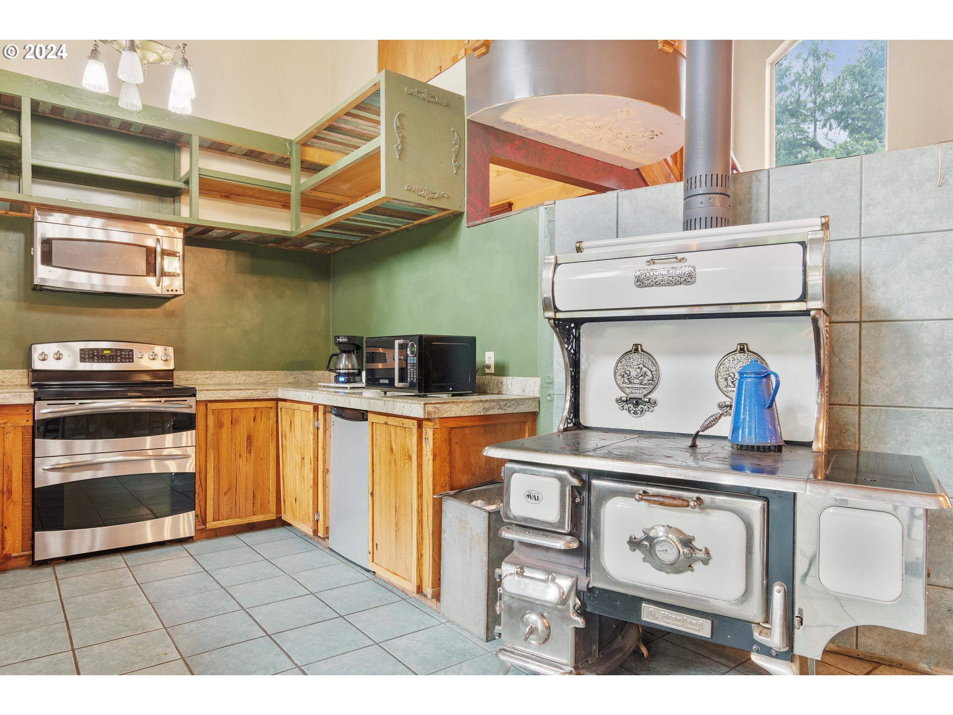70601 Lentz Road Rainier, OR 97048 - Photo 12 of 34 Kitchen