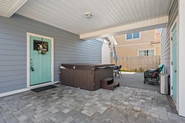 $599,000 | 722 Kelly Street, Destin, FL 32541