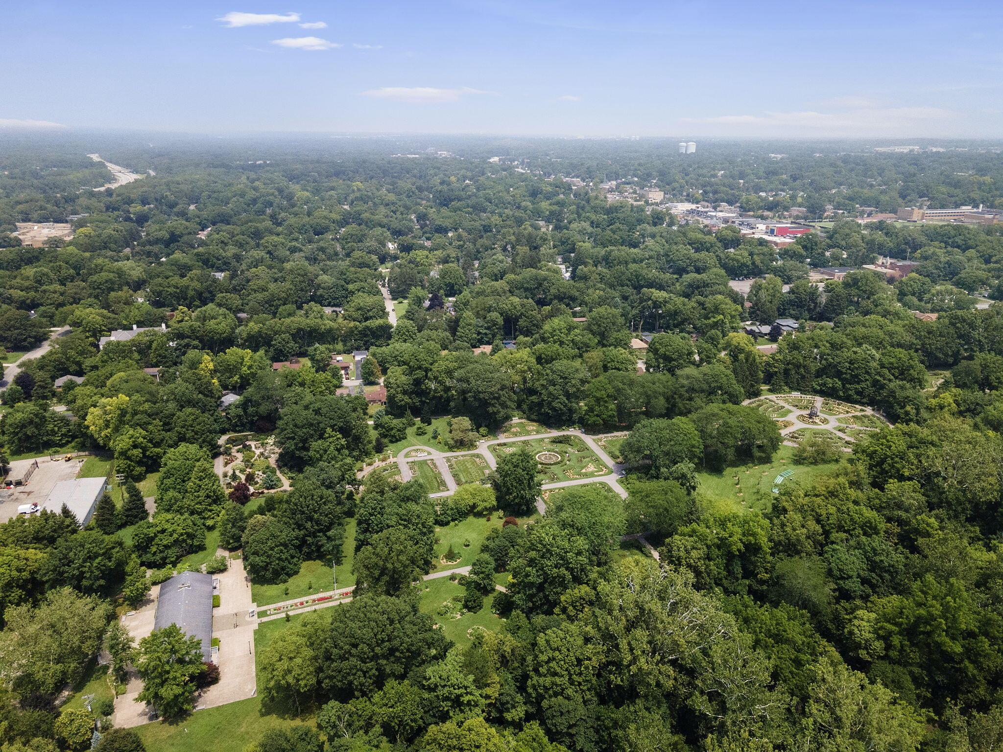 35 East Pacemont Road Columbus, OH 43202 - Photo 42 of 46 50-web-or-mls-DJI_0925