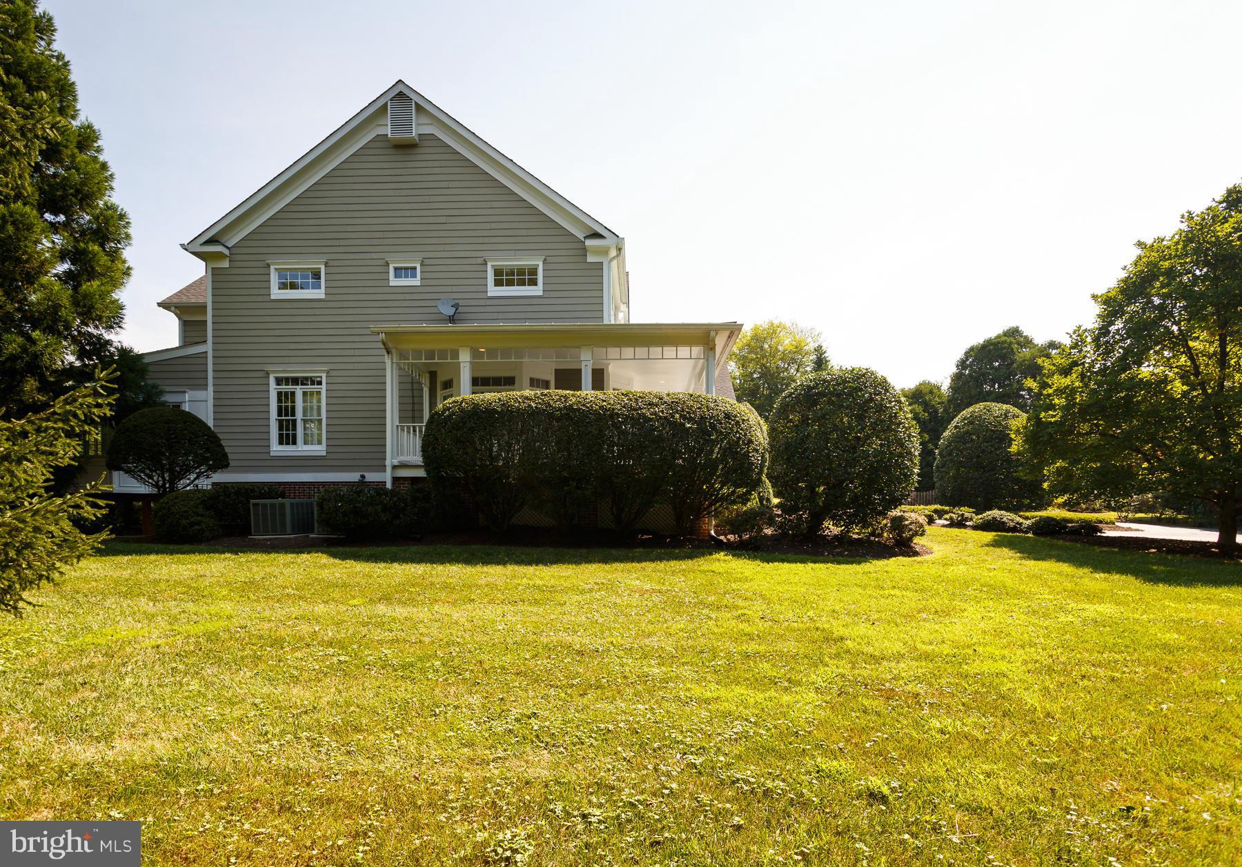 10120 Lawyers Road Vienna, VA 22181 - Photo 7 of 30 Exterior (General)