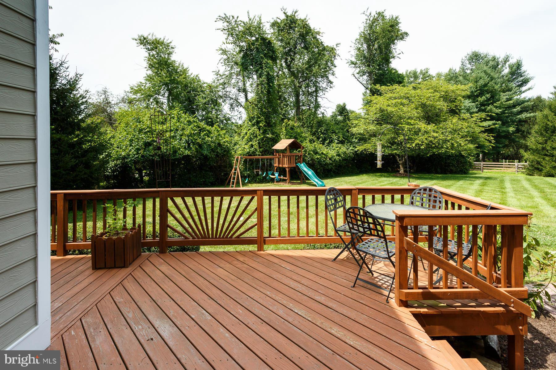 10120 Lawyers Road Vienna, VA 22181 - Photo 8 of 30 Exterior (Rear)