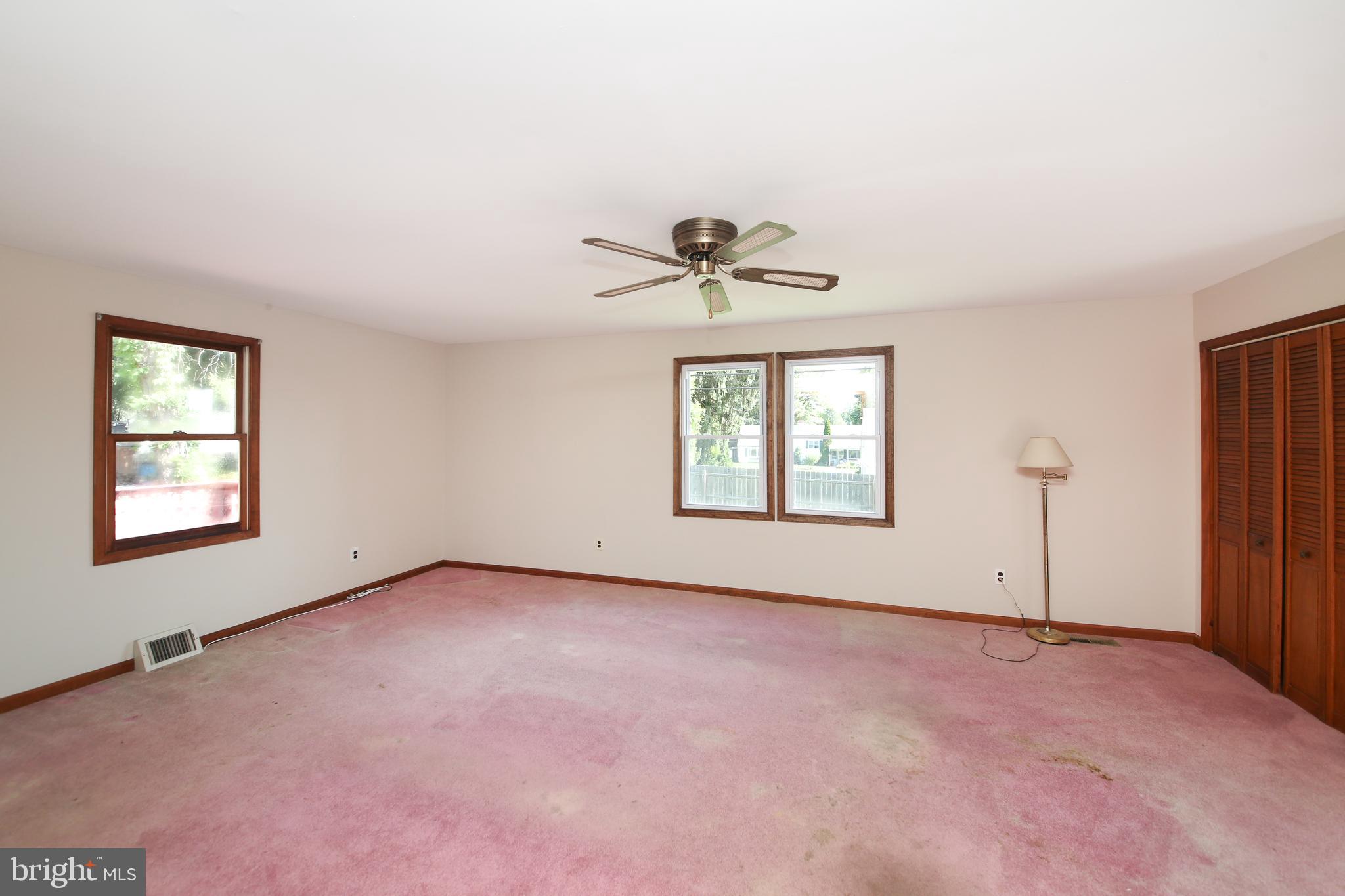 8719 Old Line Road Philadelphia, PA 19128 - Photo 5 of 21 Gallery Image 5