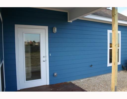 14521 East Cabana Street, Unit 503 Corpus Christi, TX 78418 - Photo 2 of 10 a view of wooden door