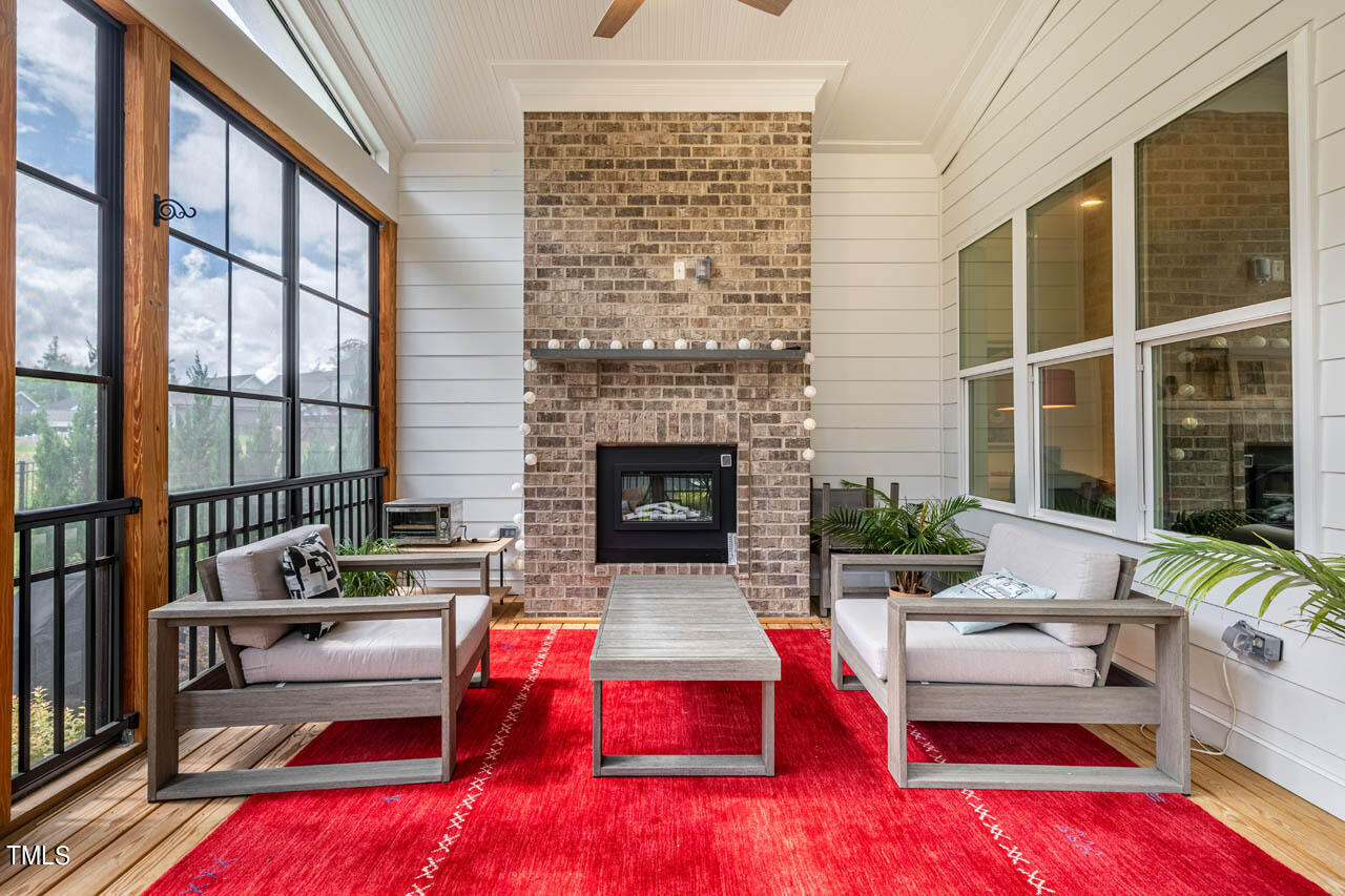 48 Post Oak Road Chapel Hill, NC 27516 - Photo 24 of 66 Screened Porch