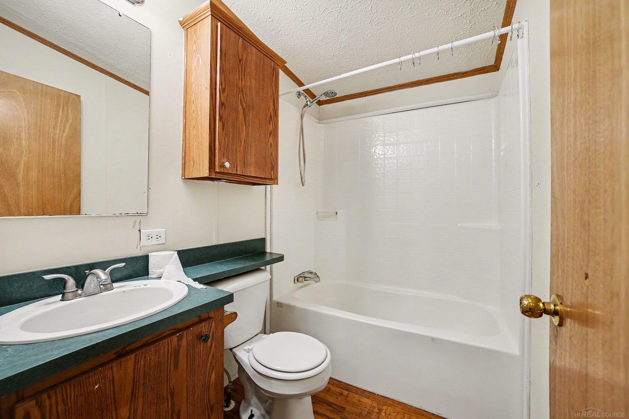 1717 West Townline 16 Road Pinconning, MI 48650 - Photo 17 of 27 50213801-0a6fe6af-3f21-4a2b-8299-dee7b676e21a.JPG