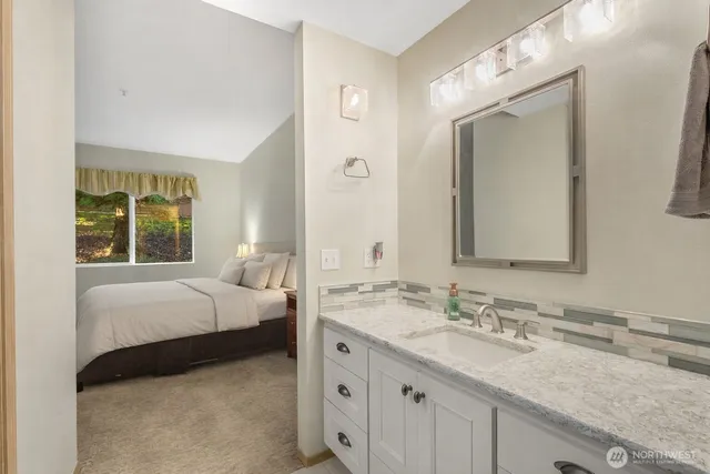 $395,000 | 4006 South 222nd Place, Unit 104, Kent, WA 98032