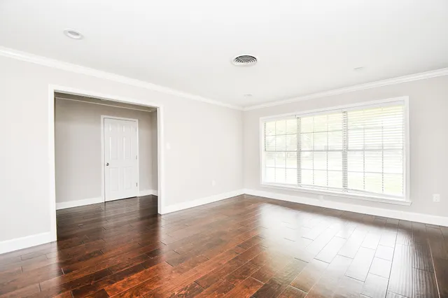 $2,800 | 4310 Woodvalley Drive, Houston, TX 77096