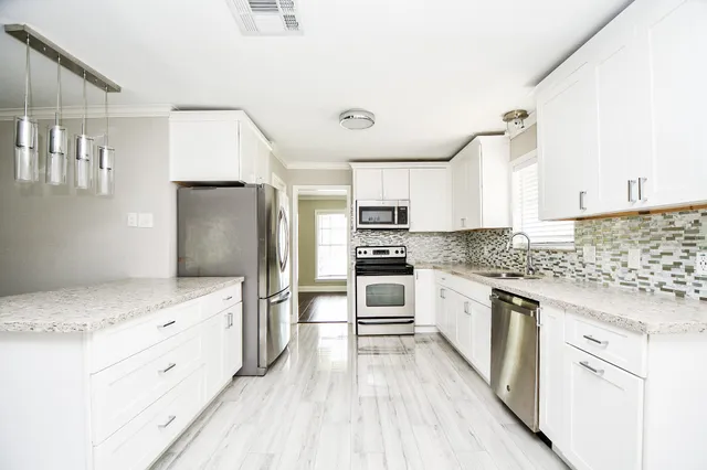 $2,800 | 4310 Woodvalley Drive, Houston, TX 77096