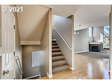 13680 Southwest Mapleview Lane Tigard, OR 97224 - Photo 14 of 28 Gallery Image 14