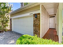 13680 Southwest Mapleview Lane Tigard, OR 97224 - Photo 3 of 28 Gallery Image 3