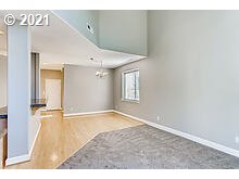 13680 Southwest Mapleview Lane Tigard, OR 97224 - Photo 7 of 28 Gallery Image 7