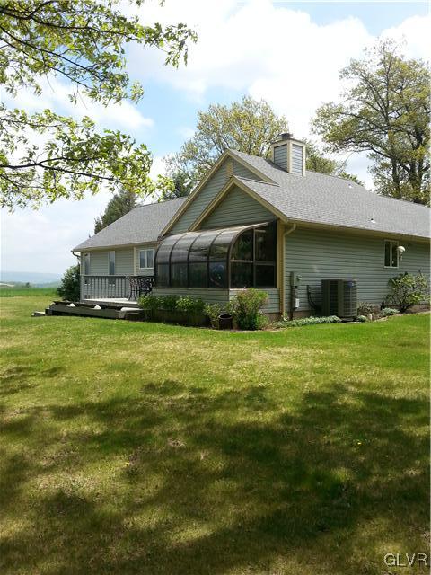 5021 Irvin Road Slatington, PA 18080 - Photo 5 of 44 Gallery Image 5