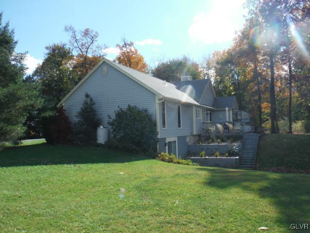 5021 Irvin Road Slatington, PA 18080 - Photo 6 of 44 Gallery Image 6