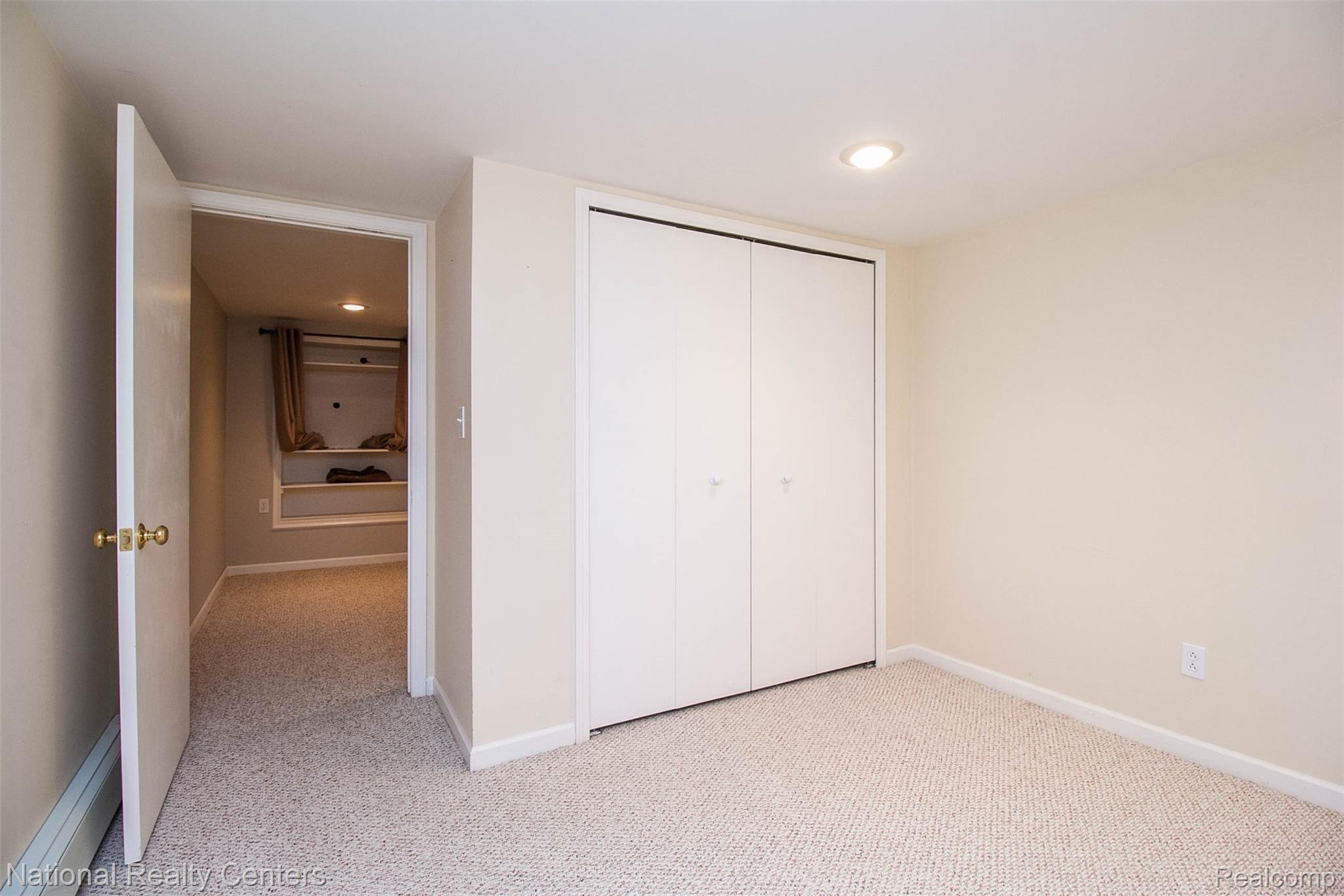 187 Old Perch Road Rochester, MI 48309 - Photo 27 of 35 29.jpg