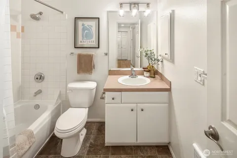 $365,000 | 6527 200th Street Southwest, Unit 303, Lynnwood, WA 98036