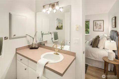 $365,000 | 6527 200th Street Southwest, Unit 303, Lynnwood, WA 98036