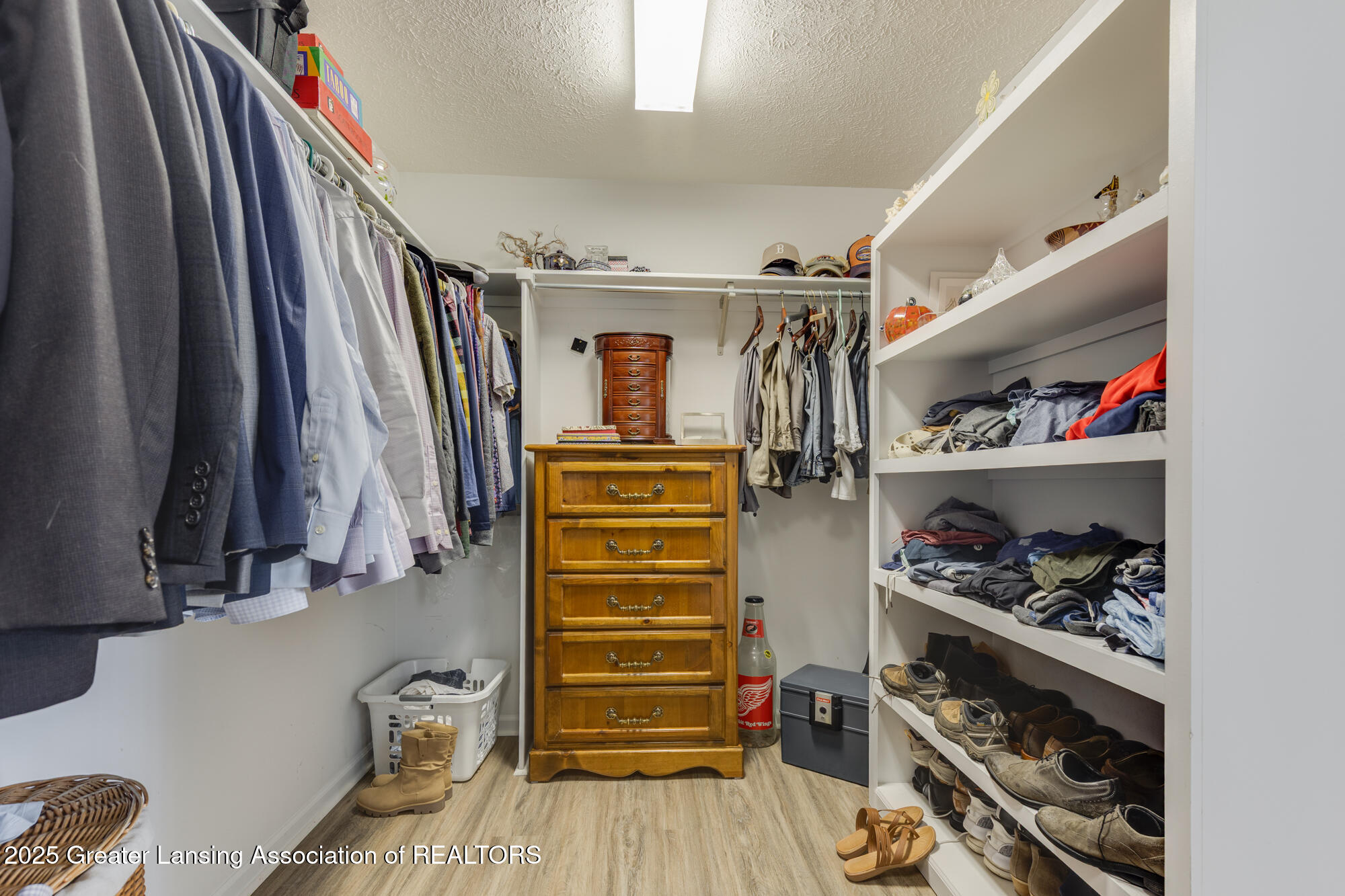 5825 Rothesay Road Lansing, MI 48911 - Photo 22 of 52 5825_Rothesay_BROCK-68