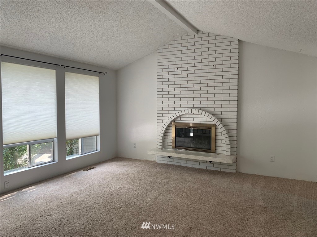 2323 167th Place Southeast Bothell, WA 98012 - Photo 3 of 18