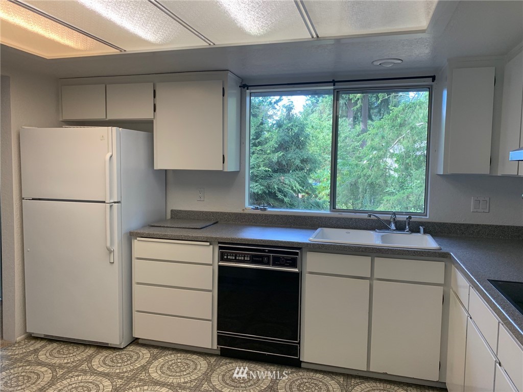 2323 167th Place Southeast Bothell, WA 98012 - Photo 8 of 18