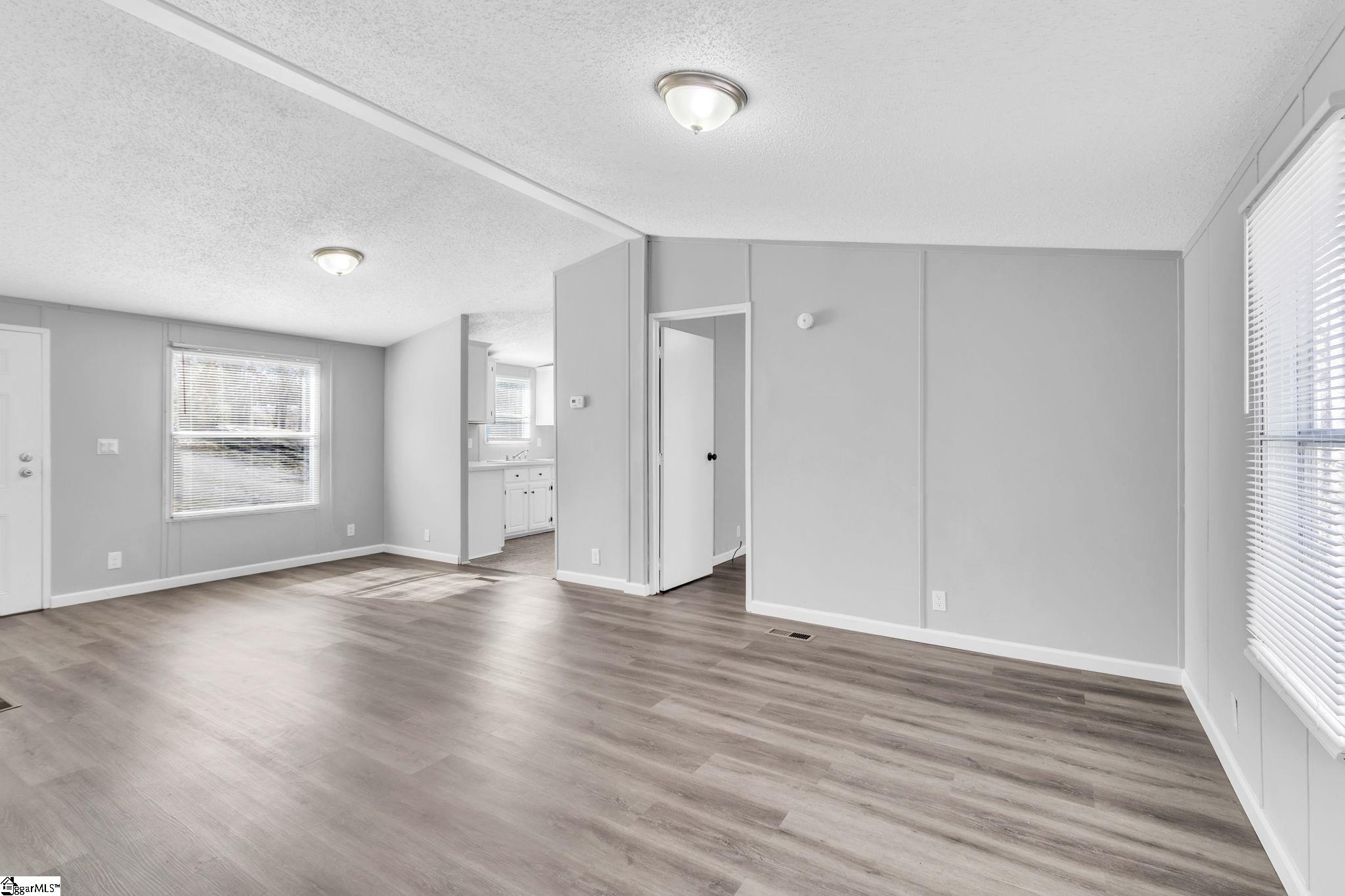 502 Stallings Road Greenville, SC 29611 - Photo 2 of 25 Gallery Image 2