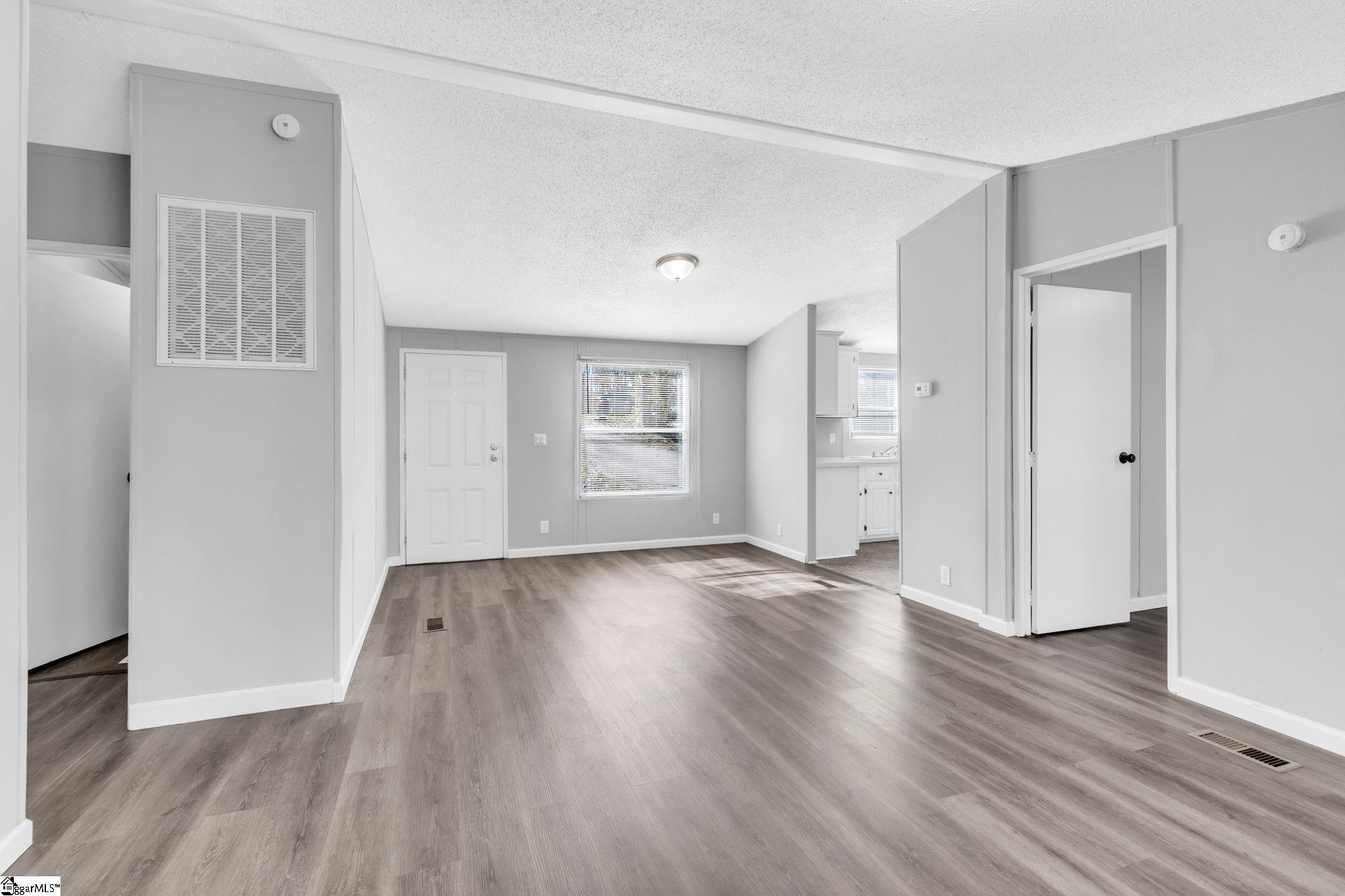 502 Stallings Road Greenville, SC 29611 - Photo 4 of 25 Gallery Image 4