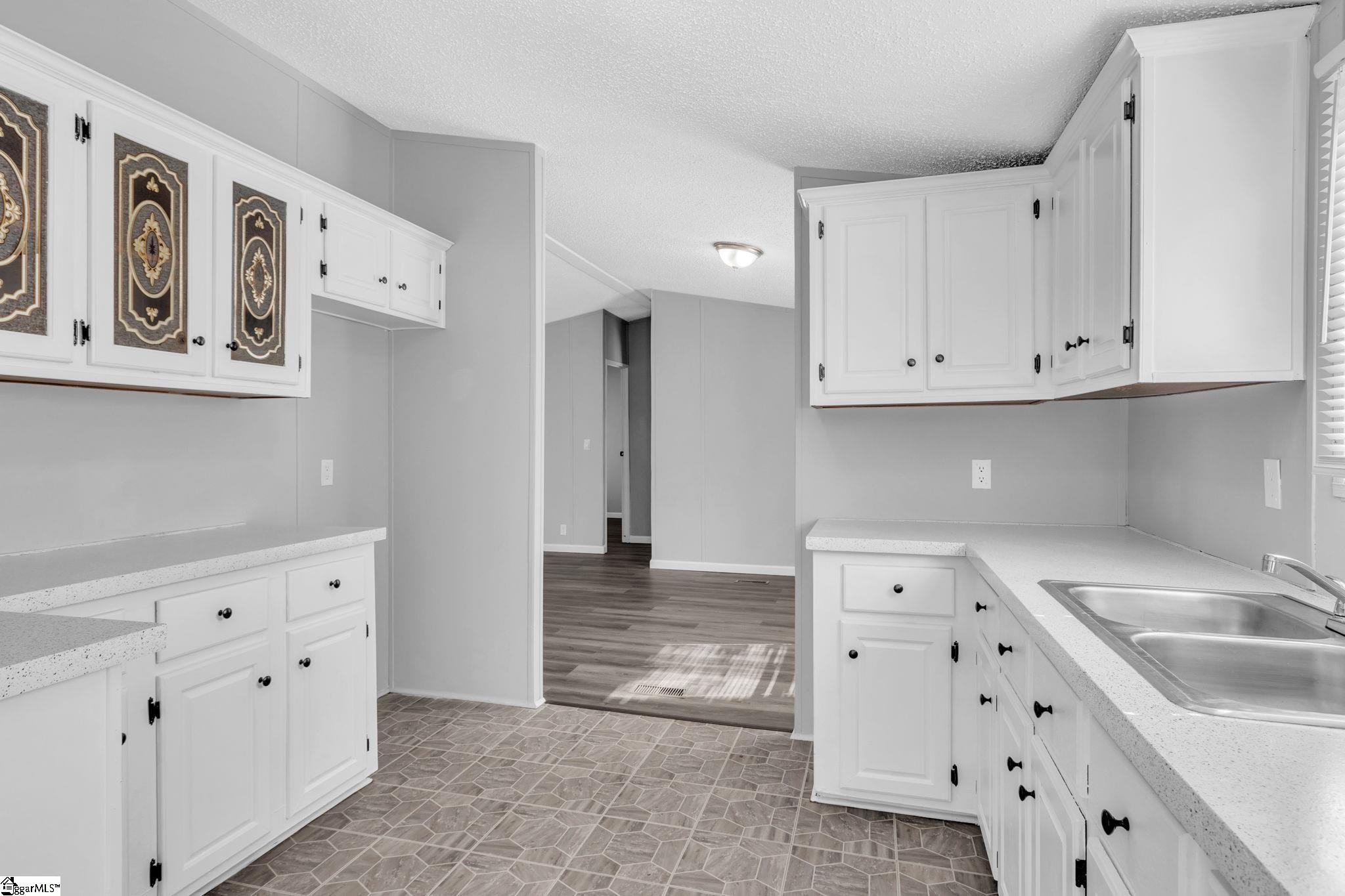 502 Stallings Road Greenville, SC 29611 - Photo 7 of 25 Gallery Image 7