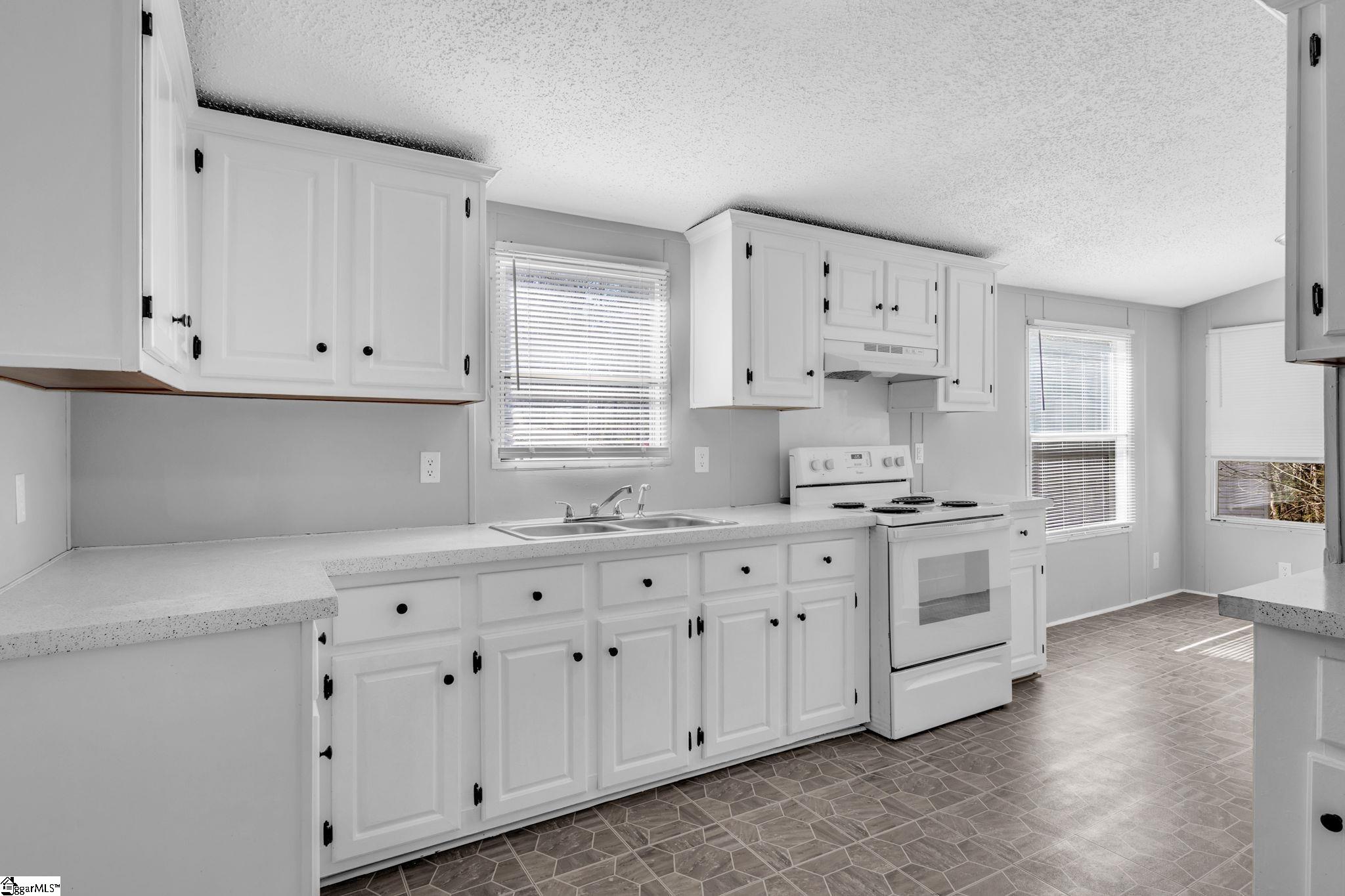 502 Stallings Road Greenville, SC 29611 - Photo 8 of 25 Gallery Image 8