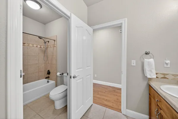 $659,900 | 4174 Winter Green Court, Redding, CA 96001