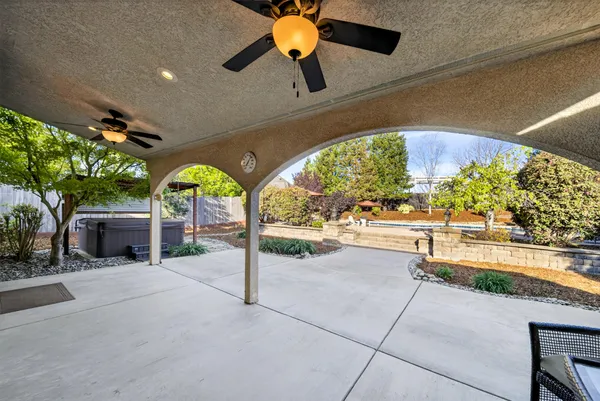 $659,900 | 4174 Winter Green Court, Redding, CA 96001