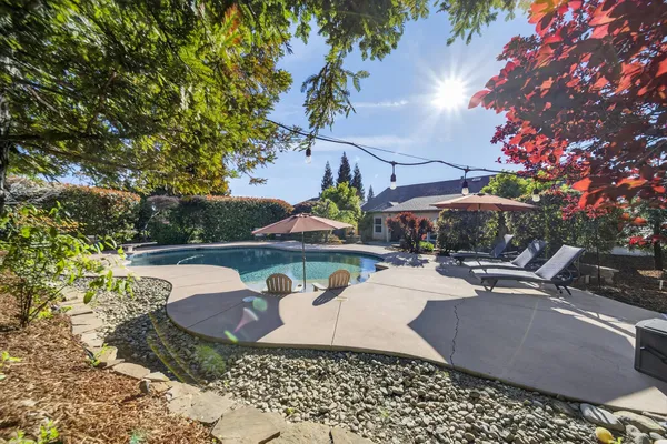 $659,900 | 4174 Winter Green Court, Redding, CA 96001