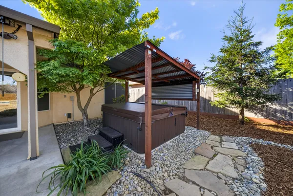 $659,900 | 4174 Winter Green Court, Redding, CA 96001