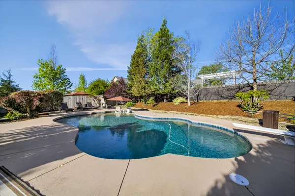 $659,900 | 4174 Winter Green Court, Redding, CA 96001