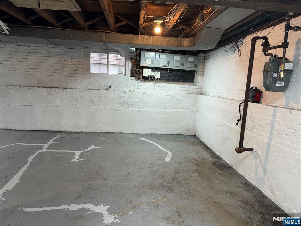 178 Berry Street Hackensack, NJ 07601 - Photo 21 of 22 a view of a garage
