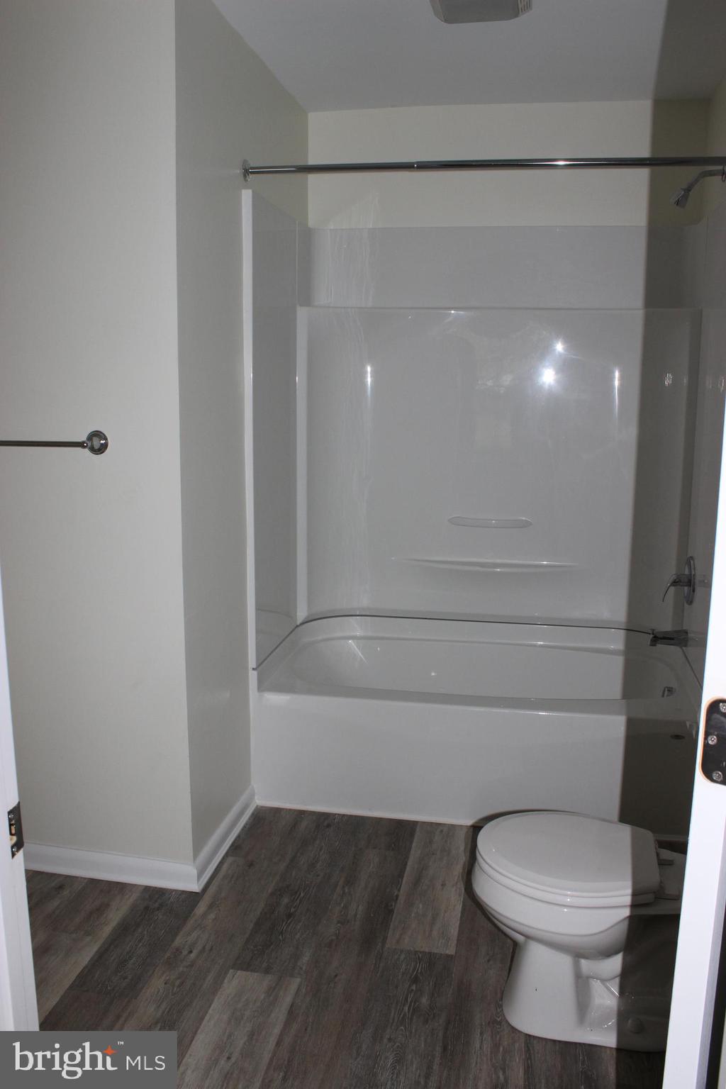 5205 Cooper Road Eden, MD 21822 - Photo 8 of 26 Master bath