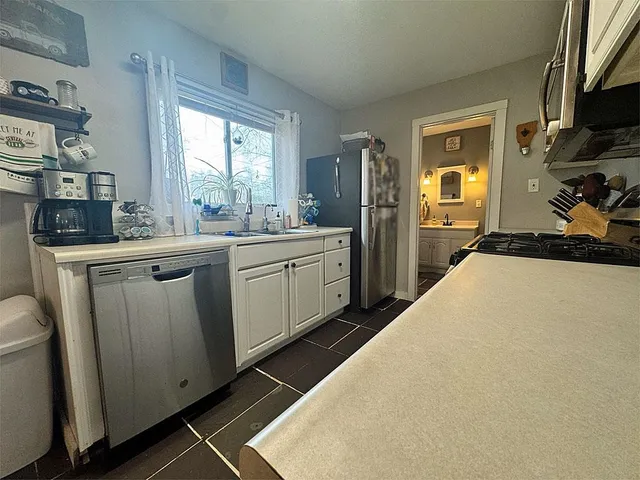 $345,000 | 201 Cones Point Road, Poultney, VT 05764