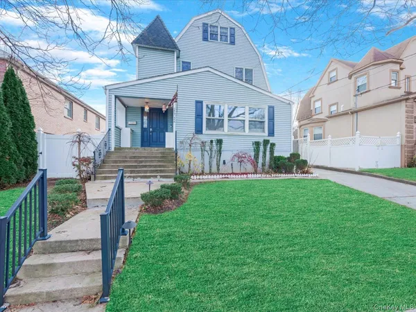$1,550,000 | 217-32 Corbett Road | Bayside