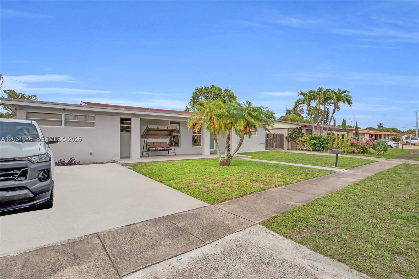 855 West 70 Place Hialeah, FL 33014 - Photo 3 of 39