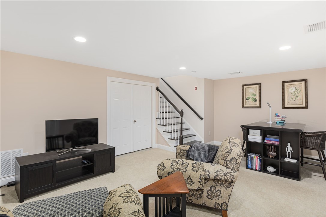 919 Ten Rod Road Exeter, RI 02822 - Photo 26 of 46